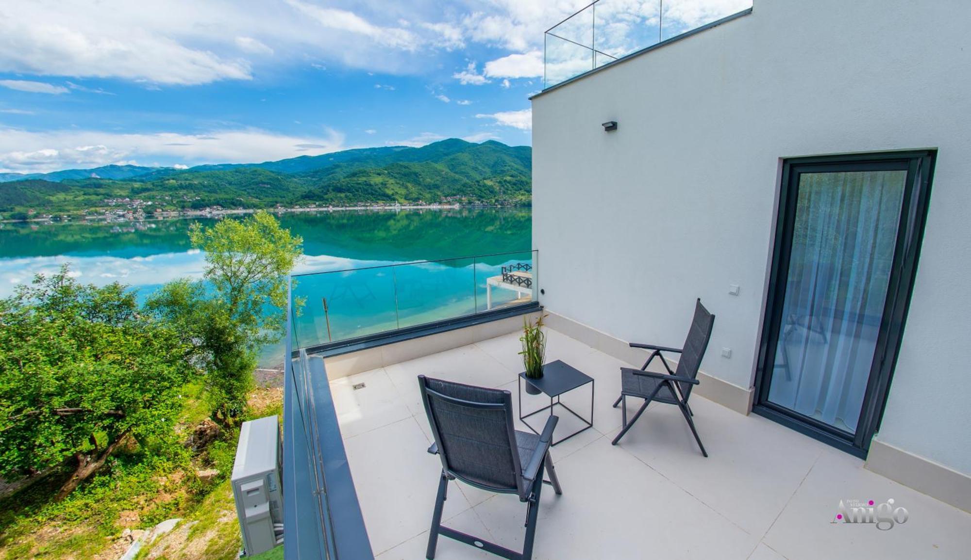 Royal Terrace Apartments Konjic Eksteriør billede