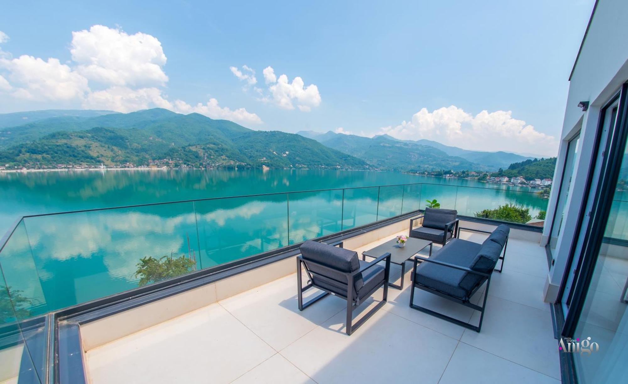 Royal Terrace Apartments Konjic Eksteriør billede