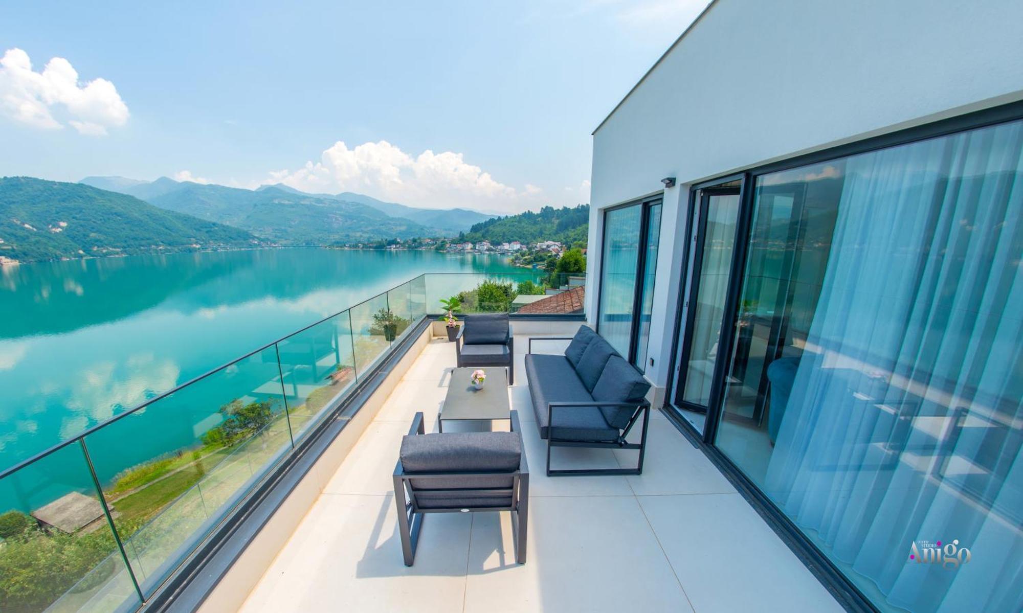 Royal Terrace Apartments Konjic Eksteriør billede